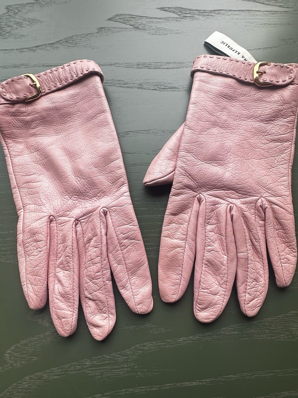 Banana Republic Dusty Pink Leather Buckle Gloves